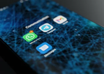 Aplikasi untuk Mengubah Tema Whatsapp