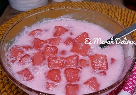 Resep Cara membuat Es Merah delima