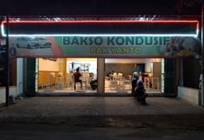 Bakso Kondusif Pak Yanto