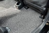 Tips dan Cara Membersihkan Karpet Mobil